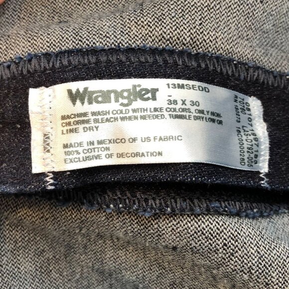 Wrangler Men's Jeans 38x30 13MSEDD Blue Dark Denim Straight Leg Relaxed Fit - Picture 3 of 15